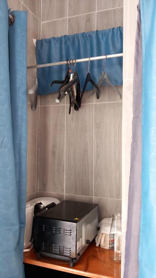 Chambre Independante Chez L'Habitant パリタ エクステリア 写真